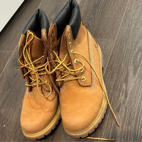 TIMBERLAND BOOTS - Picture 2 of 2